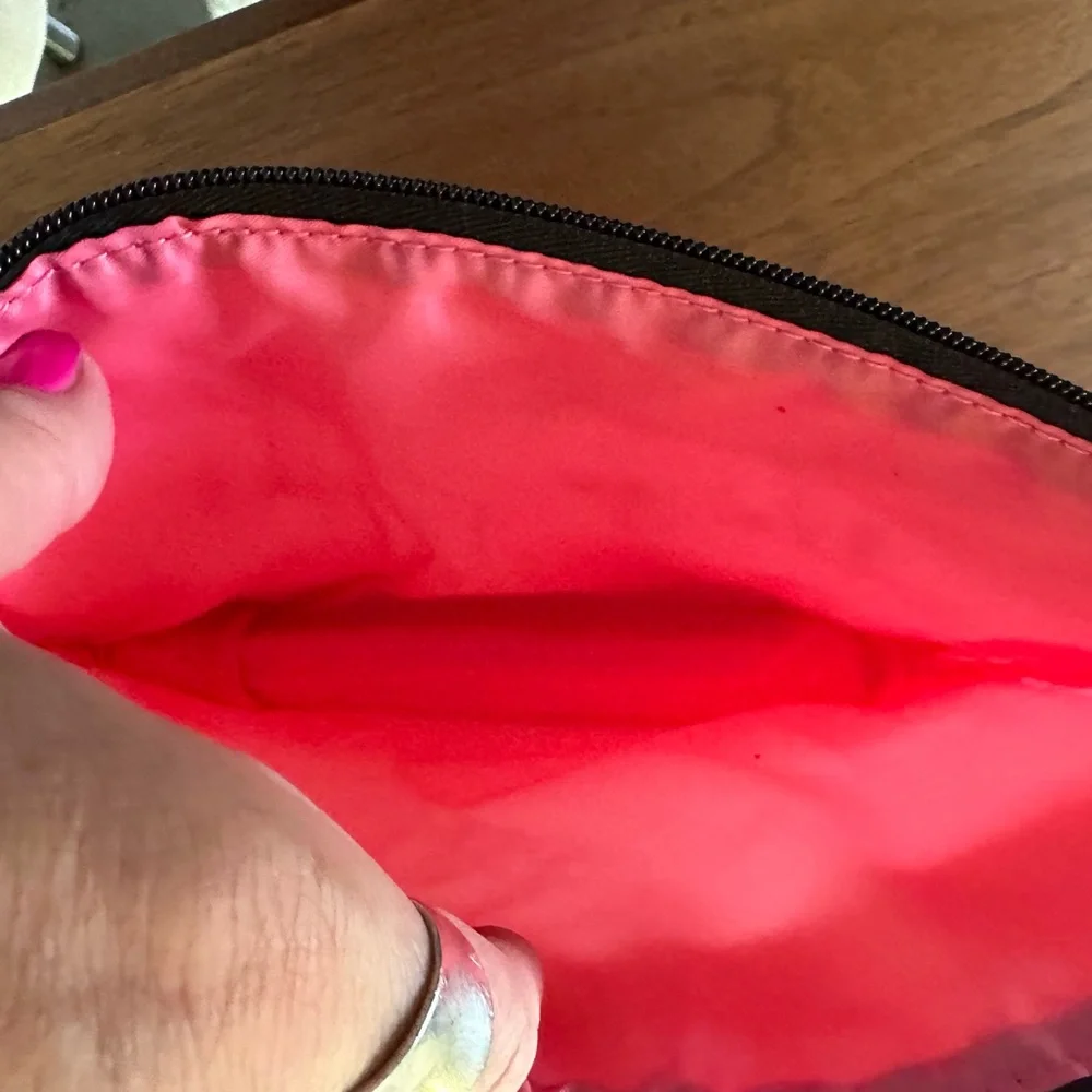 Clinique nwot kate